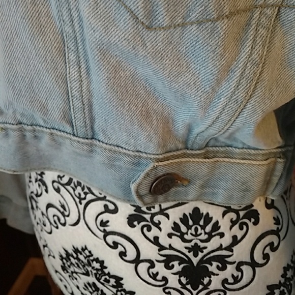 Jacket - Picture 5 of 5